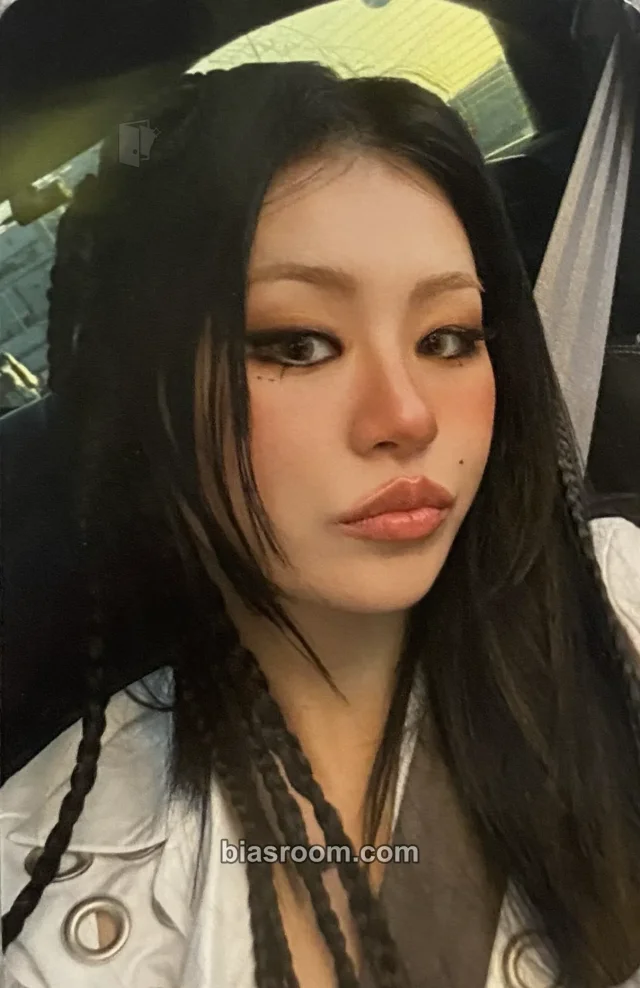 Kik5o x AleXa - Kik5o - VITAL CHECK Album album photocard FPO