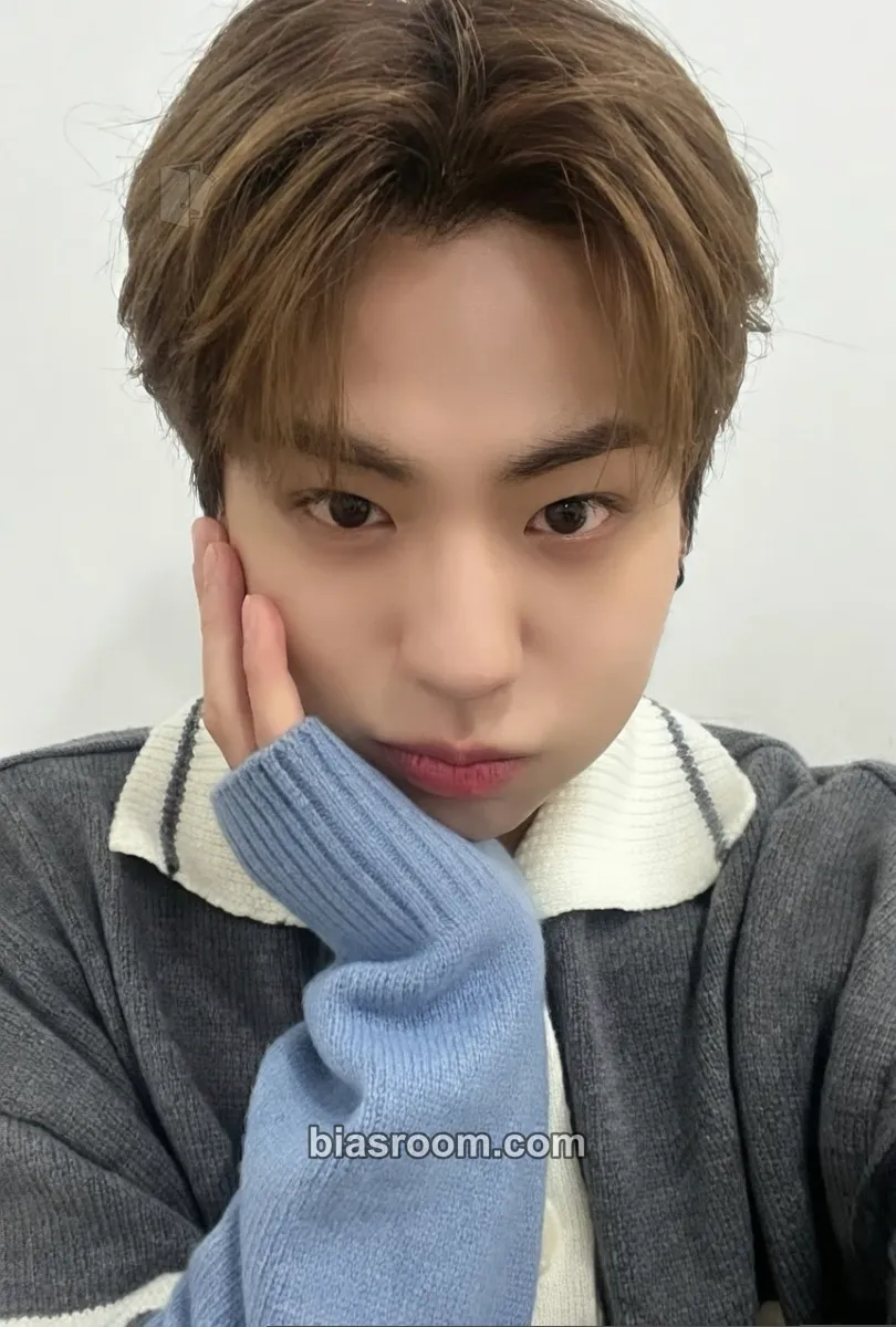 Keita Target: ME Photocard - EVNNE - EVNNE K-pop photocard