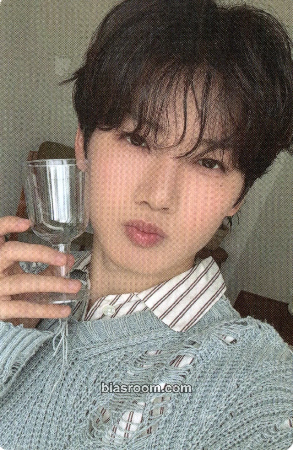 Junkyu 2026 Season's Greetings - Offstage: Soft days Photocard - TREASURE - TREASURE K-pop photocard