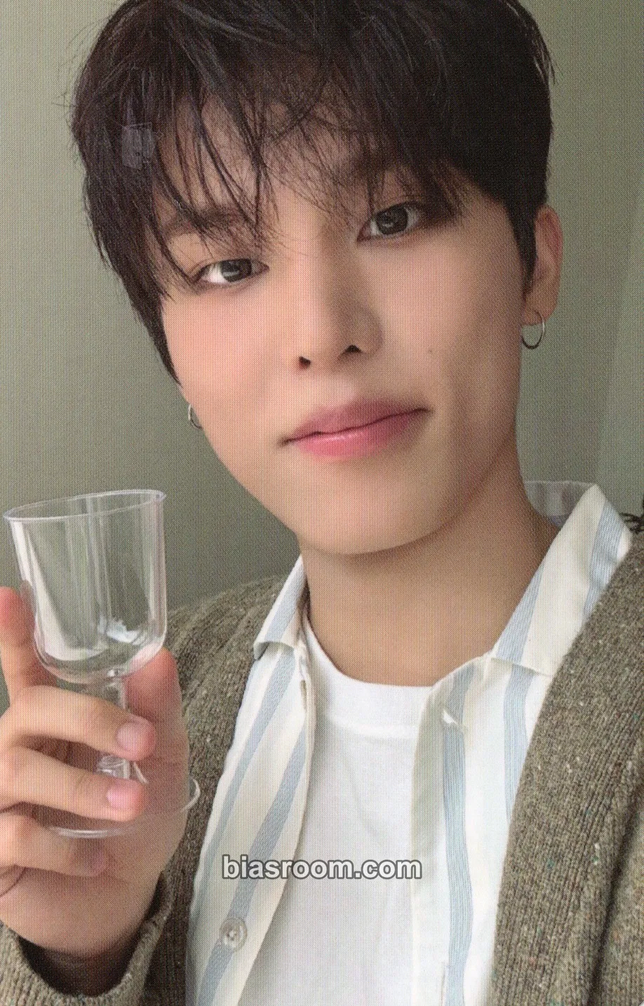 Park Jeongwoo 2026 Season's Greetings - Offstage: Soft days Photocard - TREASURE - TREASURE K-pop photocard