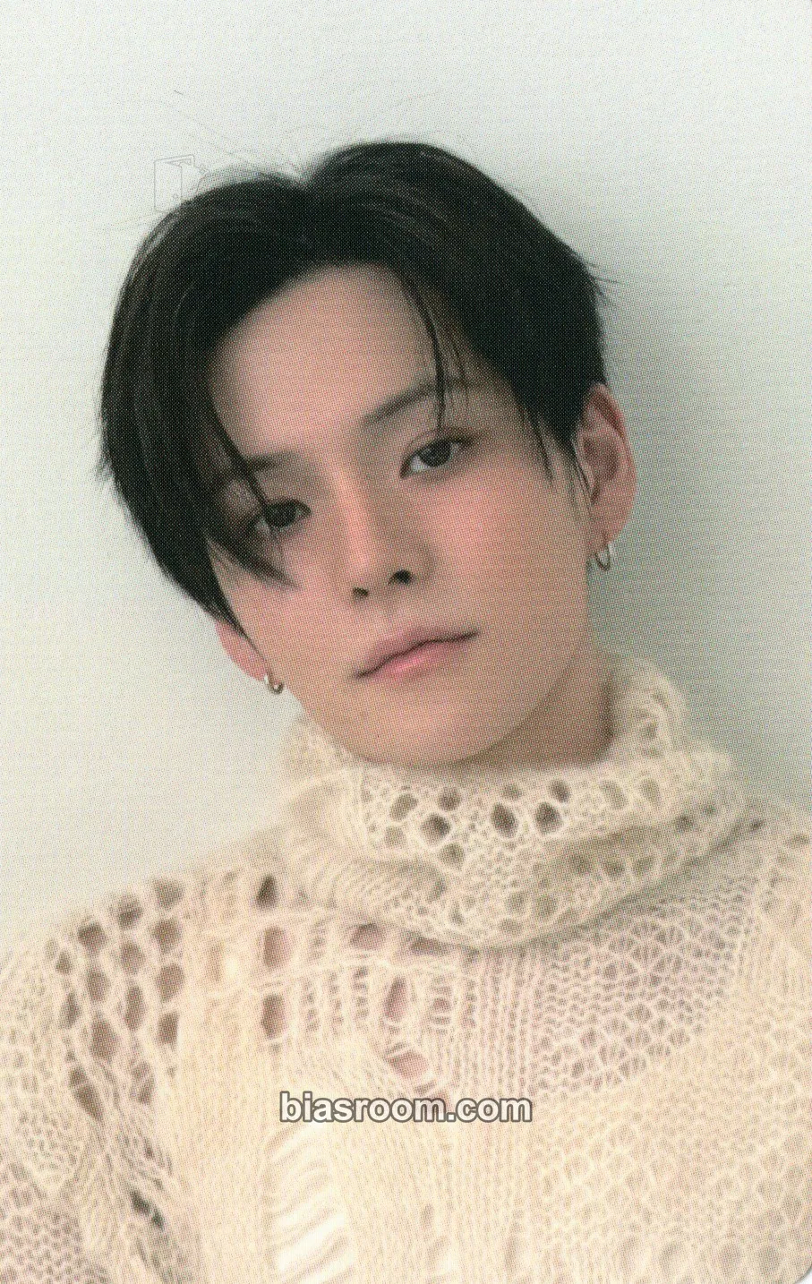 Yoshi 2026 Season's Greetings - Offstage: Soft days Photocard - TREASURE - TREASURE K-pop photocard