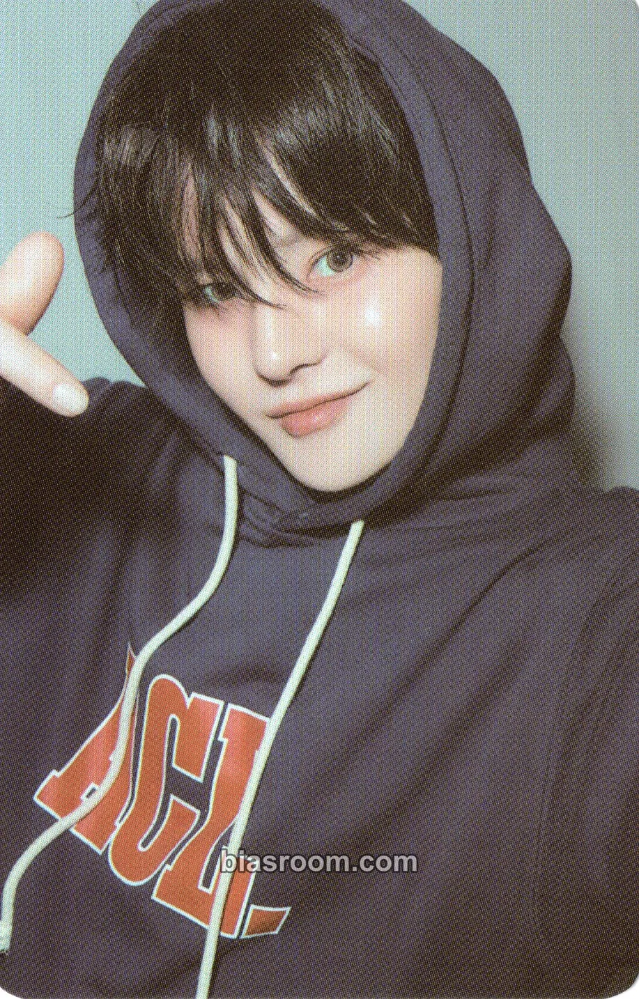 Yoshi Wonderwall Edition X TREASURE Photocard - TREASURE - TREASURE K-pop photocard