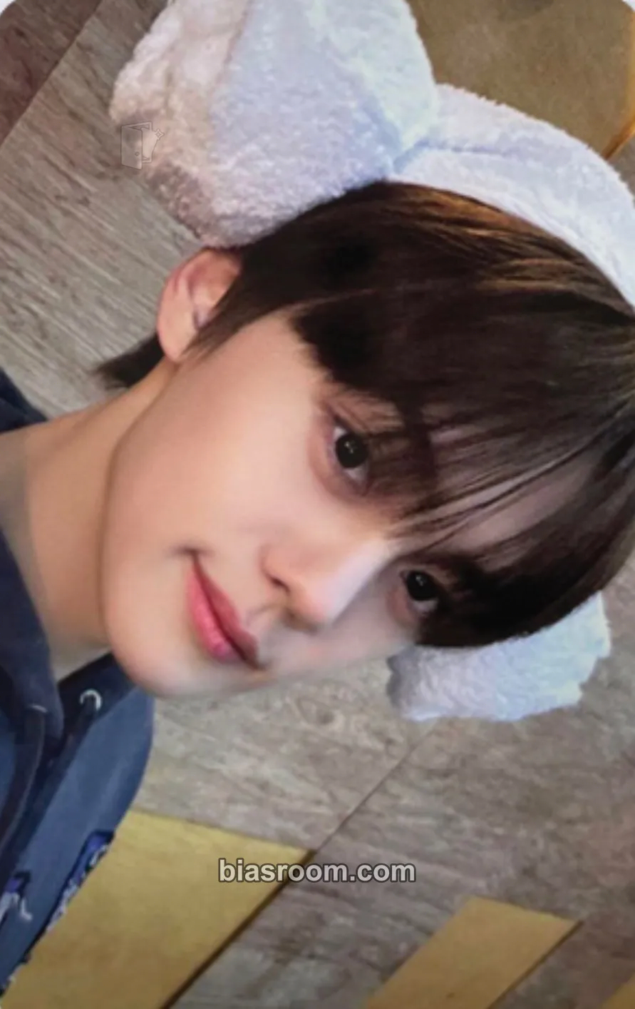 Gyuvin Melting Point Photocard - ZEROBASEONE - ZEROBASEONE K-pop photocard