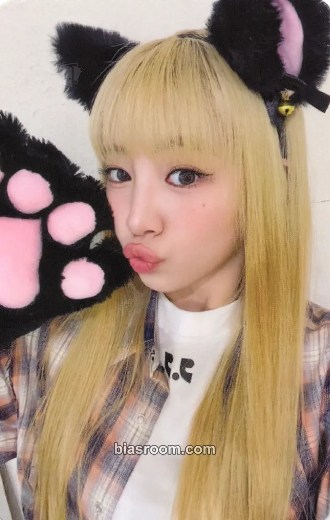 Nana WE UNIS Photocard - UNIS - UNIS K-pop photocard