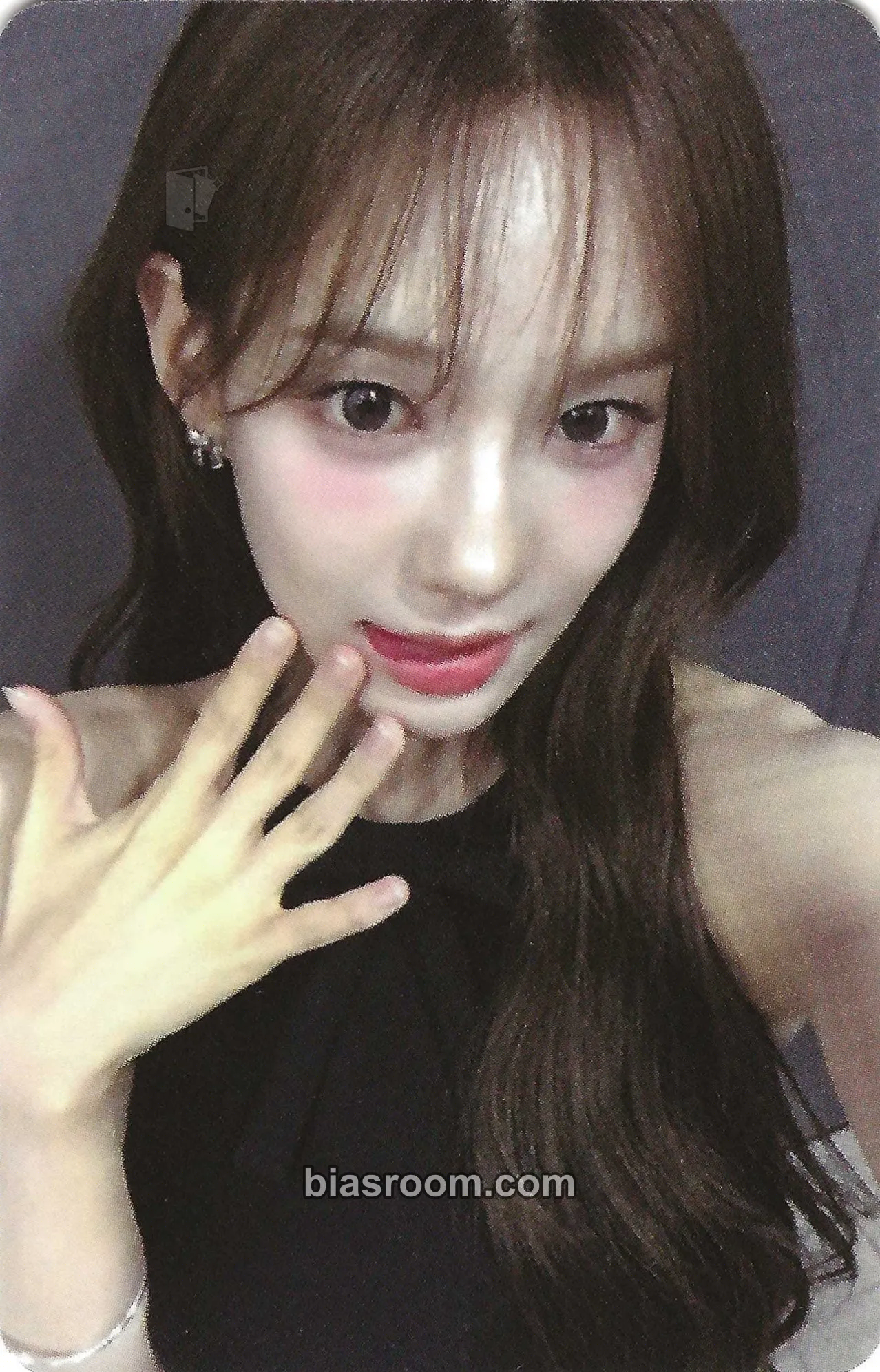Ryu Sarang Not Just Pretty Photocard - izna - izna K-pop photocard