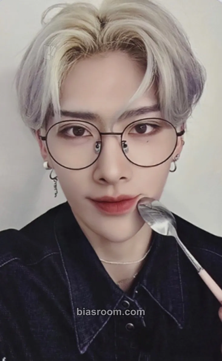 Ricky Melting Point Photocard - ZEROBASEONE - ZEROBASEONE K-pop photocard