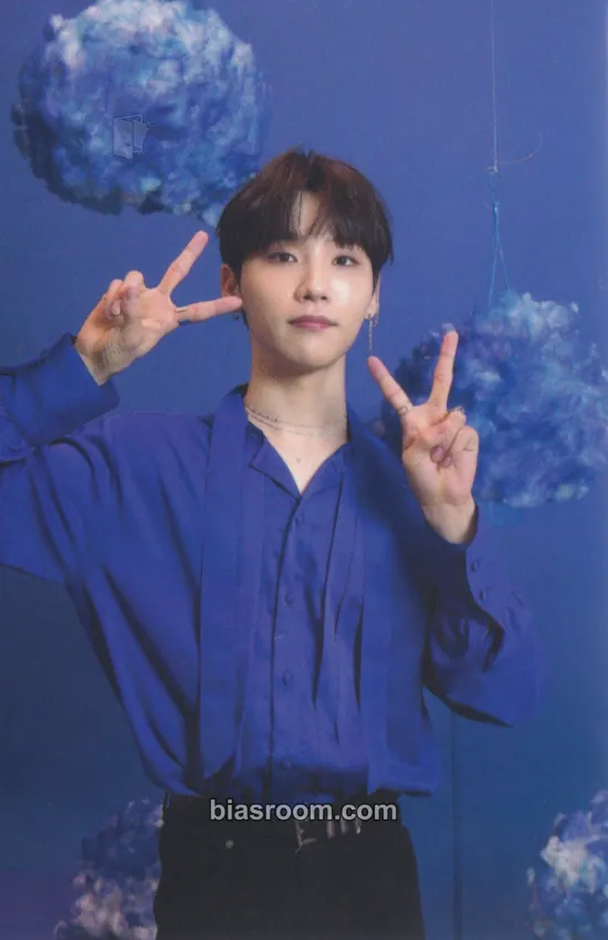 Woong VIVID Photocard - AB6IX - AB6IX K-pop photocard
