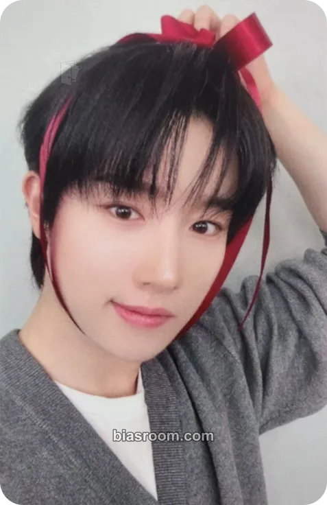 Hyuk RE: Full Of Youth Photocard - Tempest - Tempest K-pop photocard
