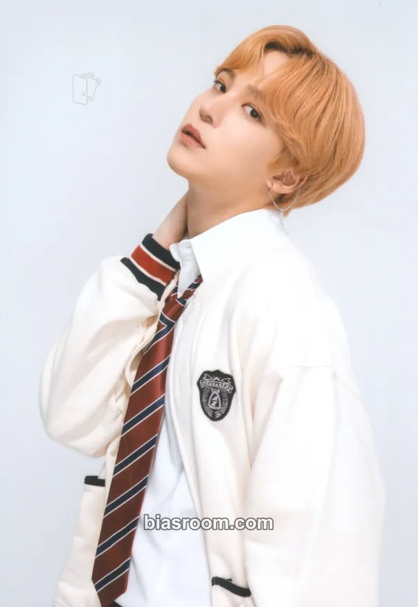 Yunho ATEEZ ZERO: FEVER Part.3 SHOP IN SHOP Photocard - ATEEZ - ATEEZ K-pop photocard