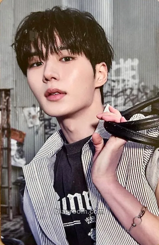 Junseo EUPHORIA Photocard - ALPHA DRIVE ONE - ALPHA DRIVE ONE K-pop photocard