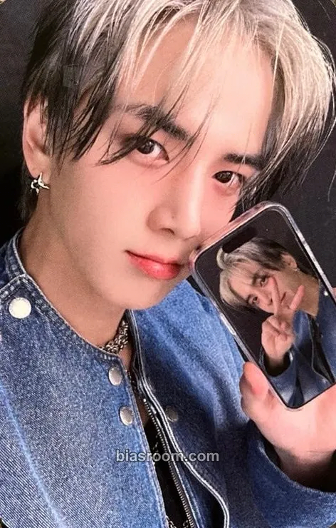 Younghoon Phantasy Pt. 2: Sixth Sense Photocard - THE BOYZ - THE BOYZ K-pop photocard