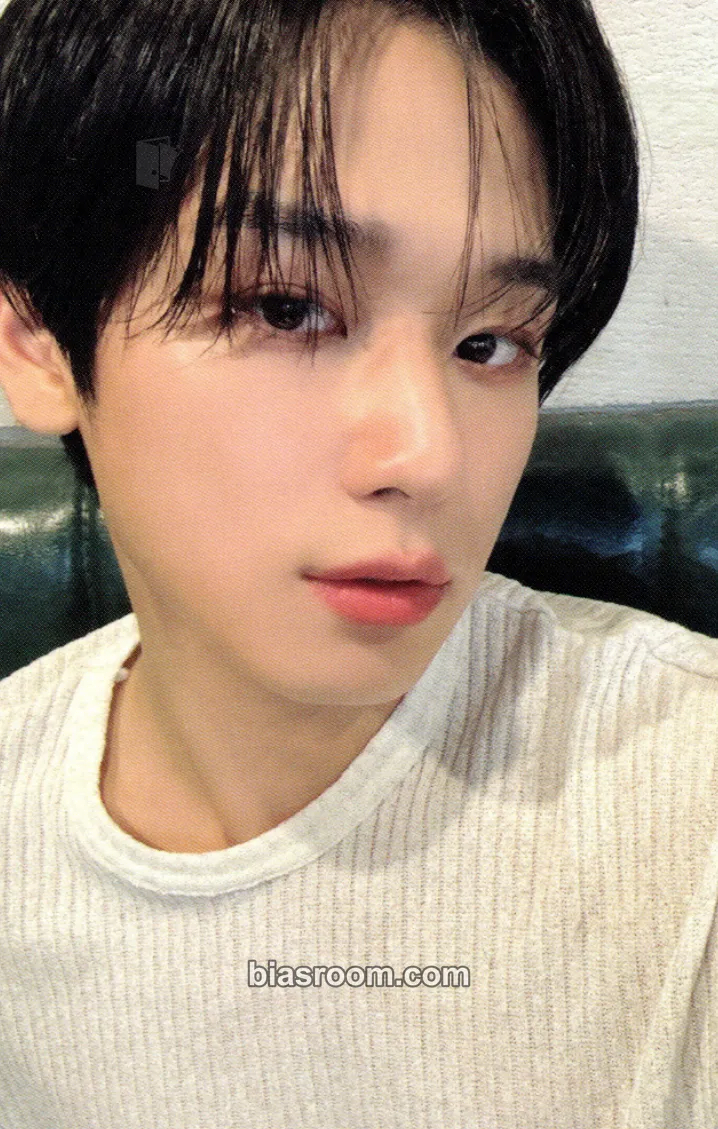 Juyeon WORLD TOUR: Zeneration 2 Photocard - THE BOYZ - THE BOYZ K-pop photocard