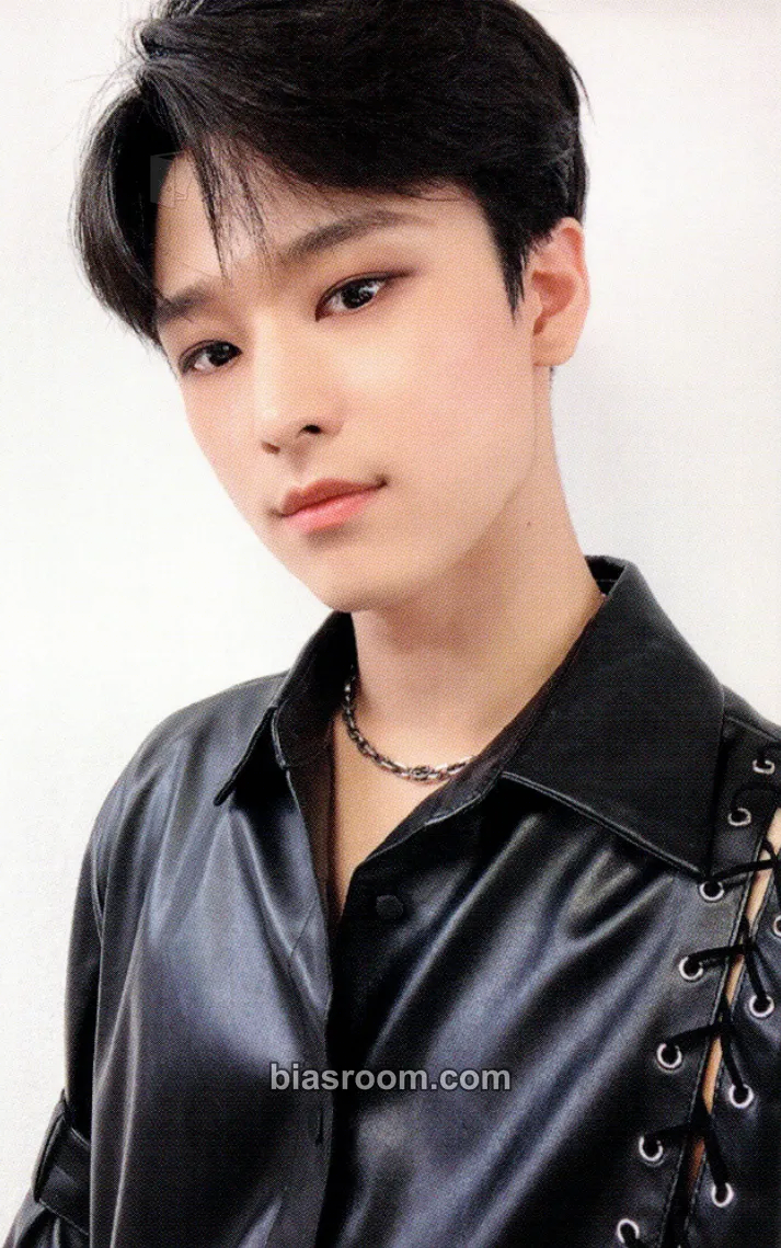 Juyeon THE RE:AL (2020) Online concert Photocard - THE BOYZ - THE BOYZ K-pop photocard