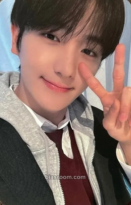 Hyunjae Phantasy Pt. 3: Love Letter Photocard - THE BOYZ - THE BOYZ K-pop photocard