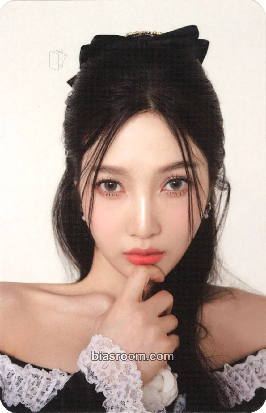 Joy 2024 Season's Greetings Photocard - Red Velvet - Red Velvet K-pop photocard