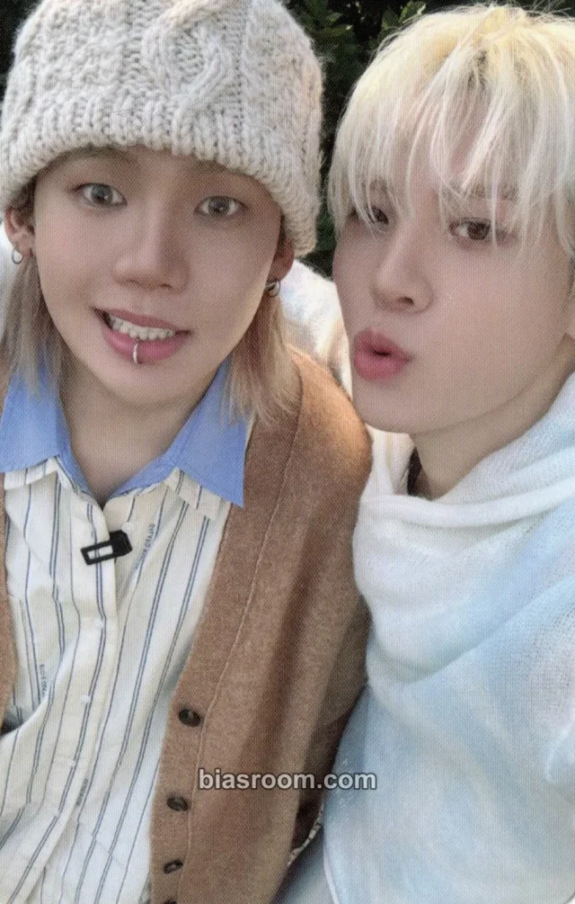 TREASURE - Choi Hyunsuk & So Junghwan - 2026 Season's Greetings - Offstage: Soft days Other season's greetings photocard set kit photocard