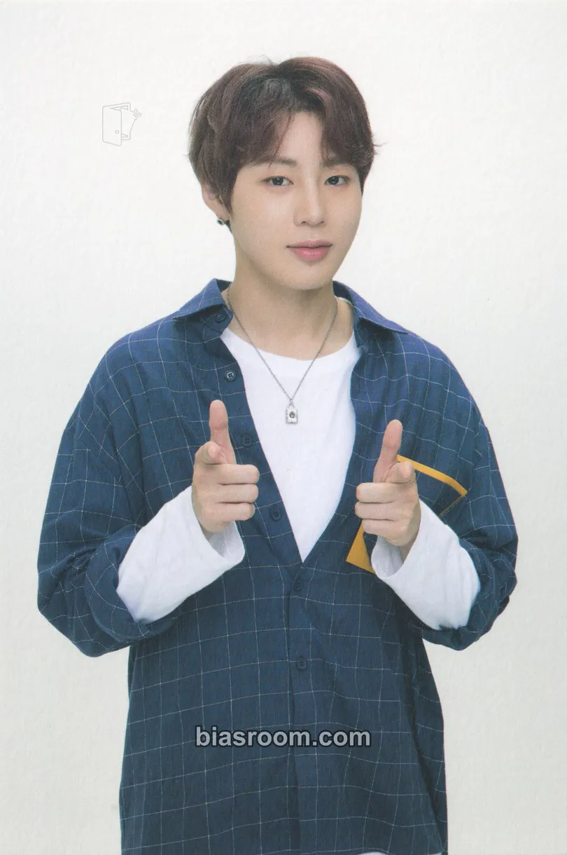 Ha Sung Woon Dive in Color Photocard - Ha Sung Woon K-pop photocard