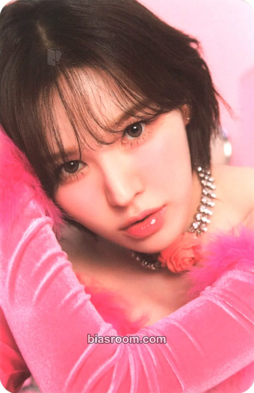 Wendy 2024 Season's Greetings Photocard - Red Velvet - Red Velvet K-pop photocard