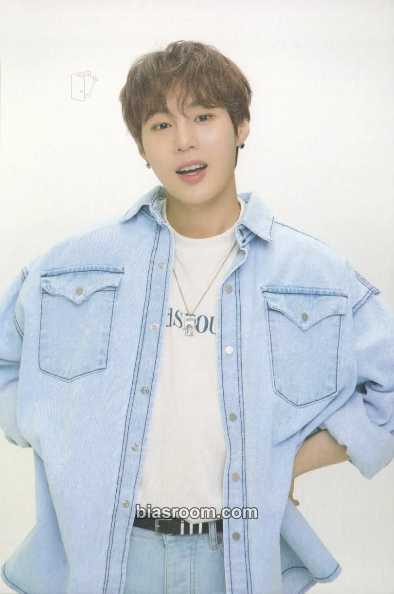 Ha Sung Woon Dive in Color Photocard - Ha Sung Woon K-pop photocard