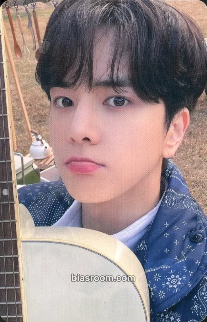 Younghoon 2022 Fan-Con: The B-Road Photocard - THE BOYZ - THE BOYZ K-pop photocard