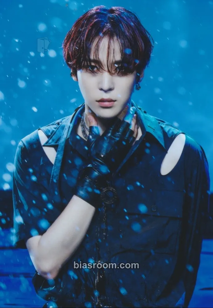 Yunho ATEEZ ZERO: FEVER Part.3 SHOP IN SHOP Photocard - ATEEZ - ATEEZ K-pop photocard