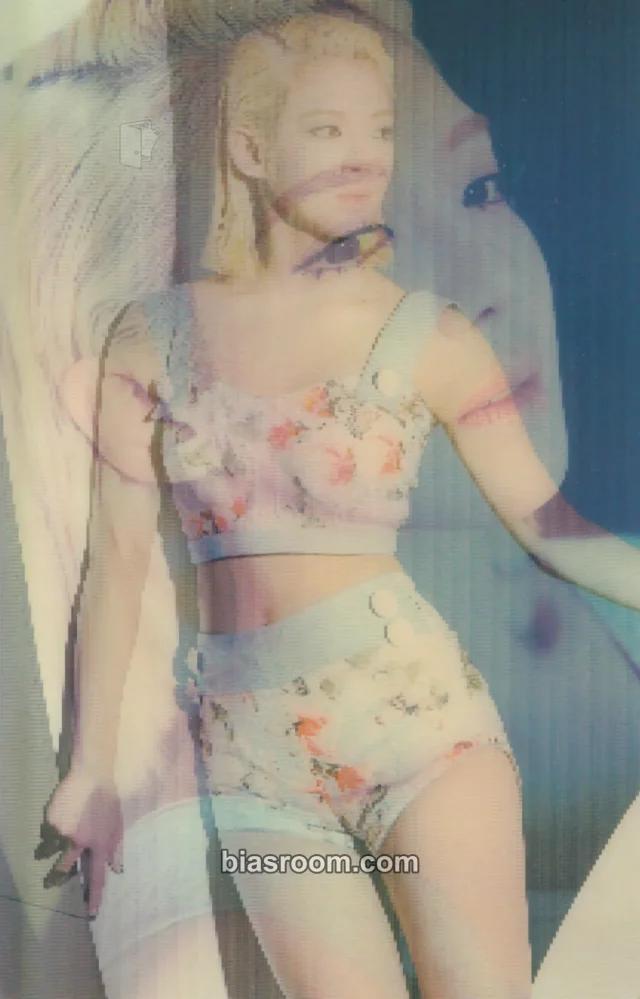 Girls' Generation - Hyoyeon - You Think Album sticker lenticular