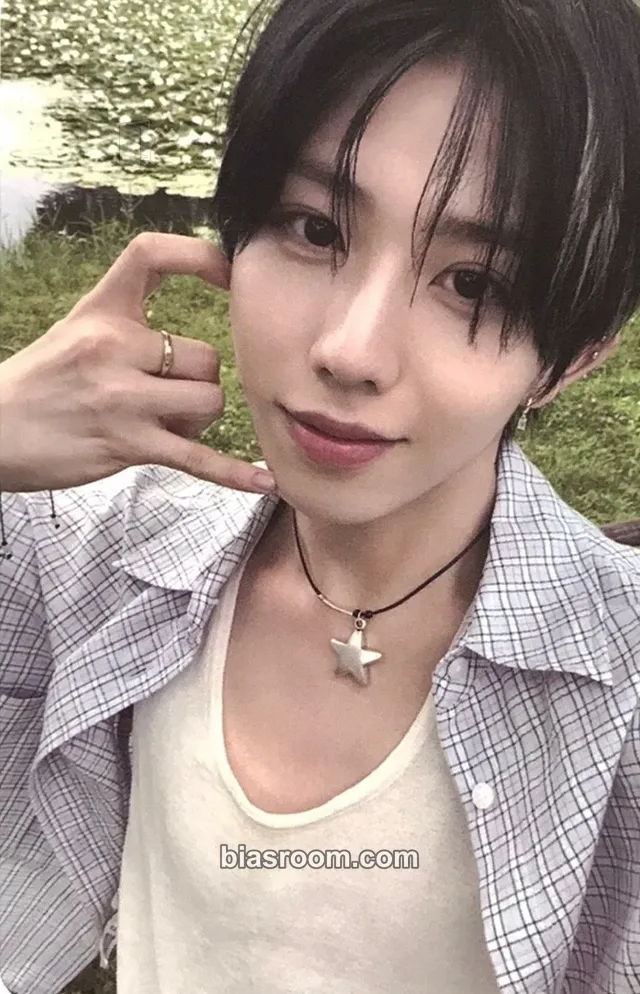 Yungyu Electric Heart: 찬란하게 빛날 Photocard - 8TURN - 8TURN K-pop photocard
