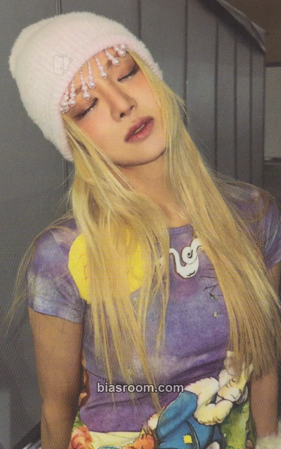 Hyoyeon 2022 Winter SMTOWN: SMCU PALACE Photocard - Girls' Generation - Girls' Generation K-pop photocard