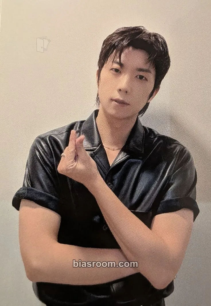 Wooyoung 'IT'S 2PM' 15th Anniversary Concert Photocard - 2PM - 2PM K-pop photocard