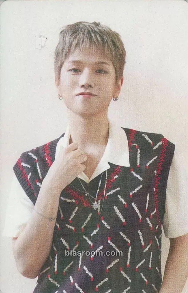 Riwoo BOYLIFE Photocard - BOYNEXTDOOR - BOYNEXTDOOR K-pop photocard