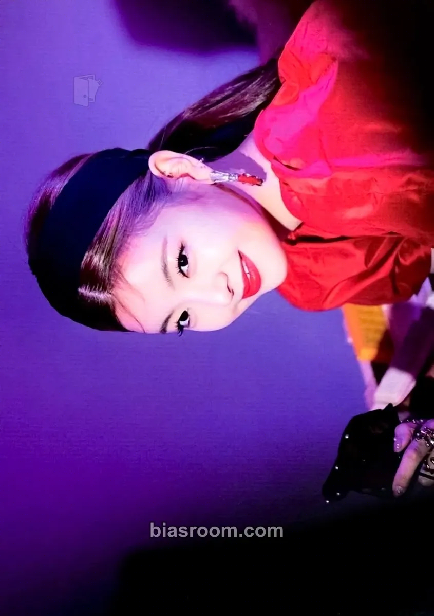 Lia GUESS WHO Photocard - ITZY - ITZY K-pop photocard