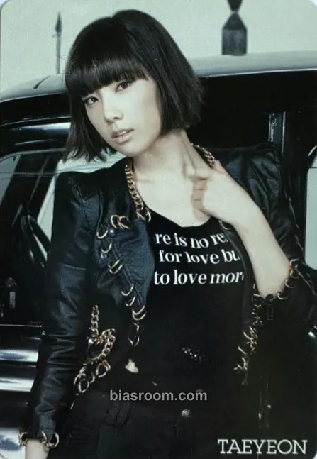 Taeyeon Mr. Taxi (single) Photocard - Girls' Generation - Girls' Generation K-pop photocard