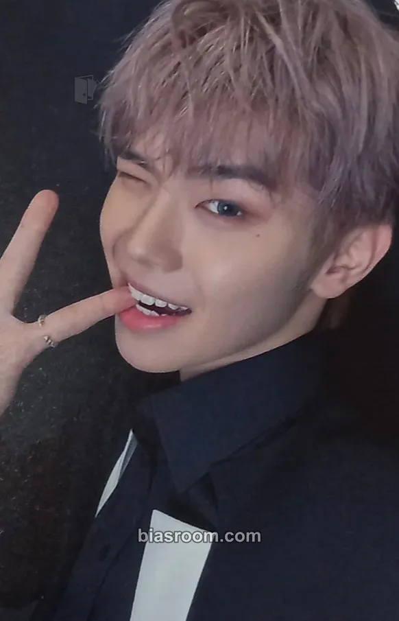 Taerae Melting Point Photocard - ZEROBASEONE - ZEROBASEONE K-pop photocard