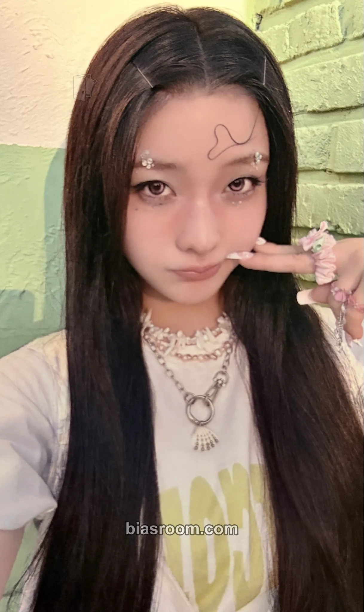Iroha Toki Yo Tomare Photocard - ILLIT - ILLIT K-pop photocard