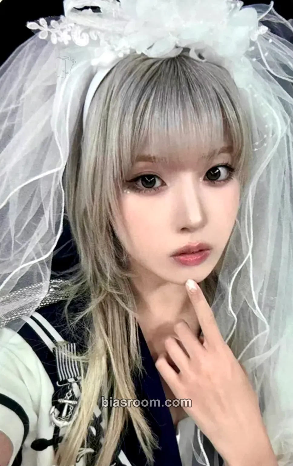 Jiwoo Fe3O4: STICK OUT Photocard - NMIXX - NMIXX K-pop photocard