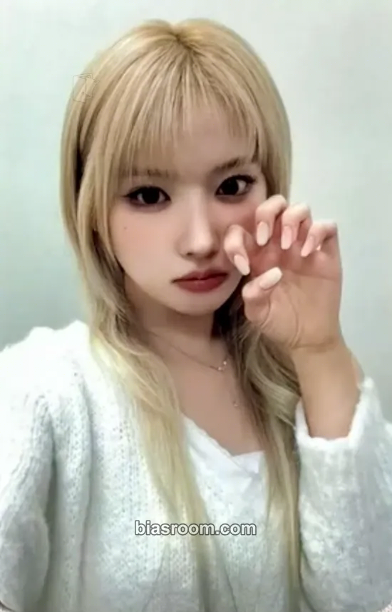 Jiwoo Fe3O4: STICK OUT Photocard - NMIXX - NMIXX K-pop photocard