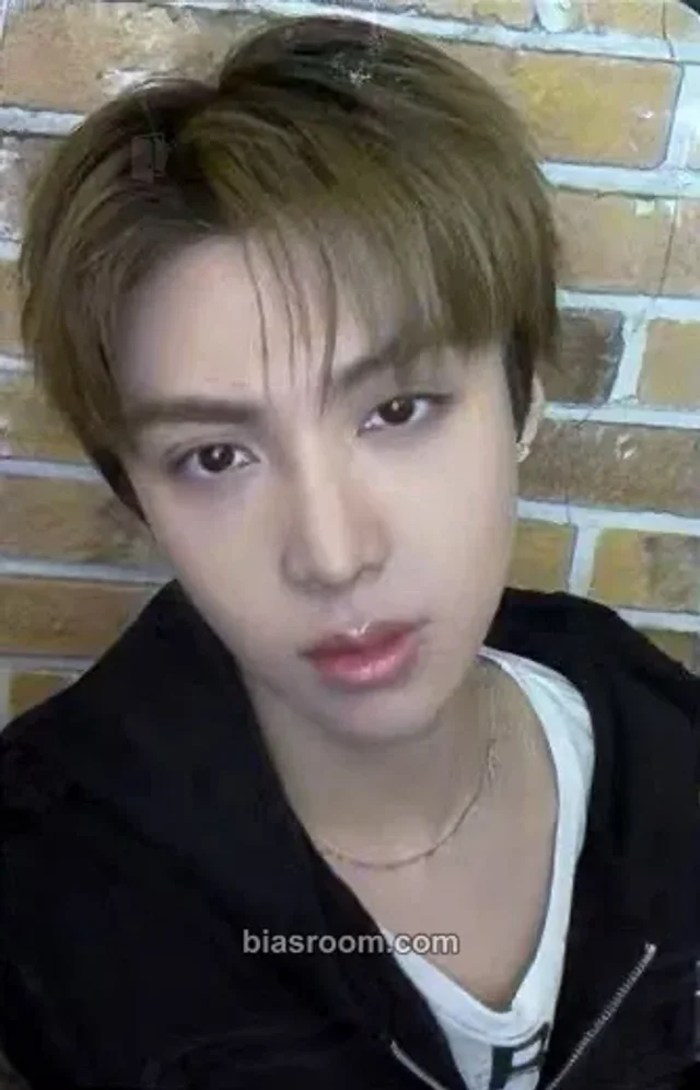 ALLDAY PROJECT - Woochan - ALLDAY PROJECT Album ktown4u video call (fancall) round 2