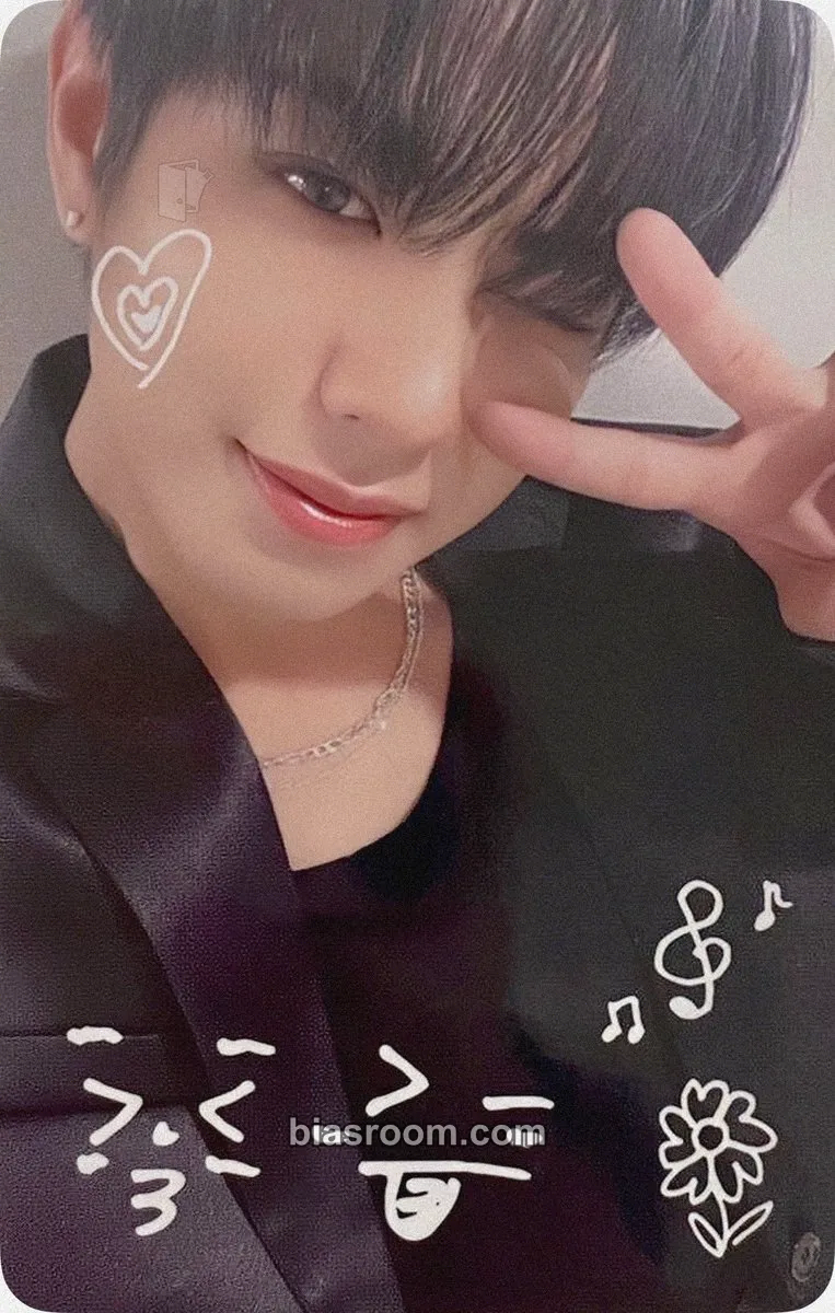 Keita Target: ME Photocard - EVNNE - EVNNE K-pop photocard