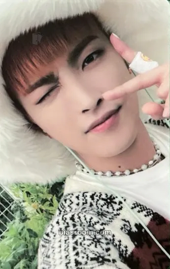 Hongjoong ZERO : FEVER Part.3 Photocard - ATEEZ - ATEEZ K-pop photocard