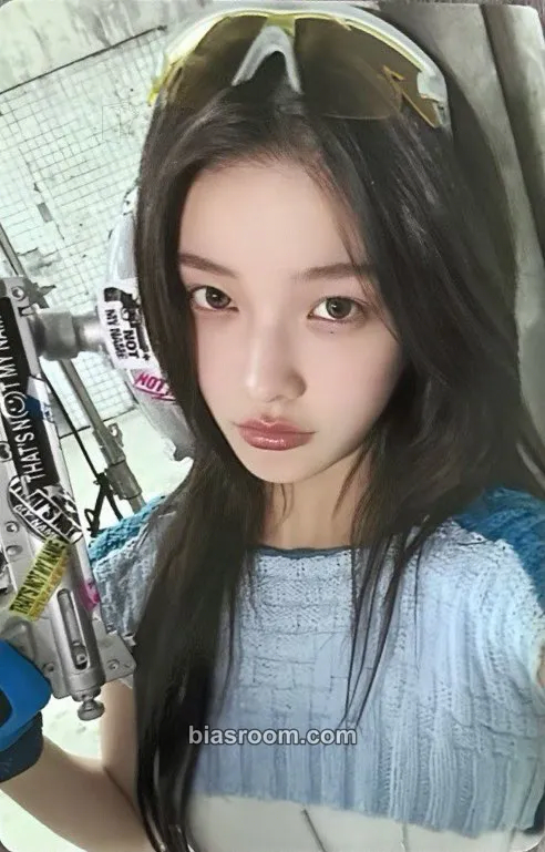 Iroha NOT CUTE ANYMORE Photocard - ILLIT - ILLIT K-pop photocard
