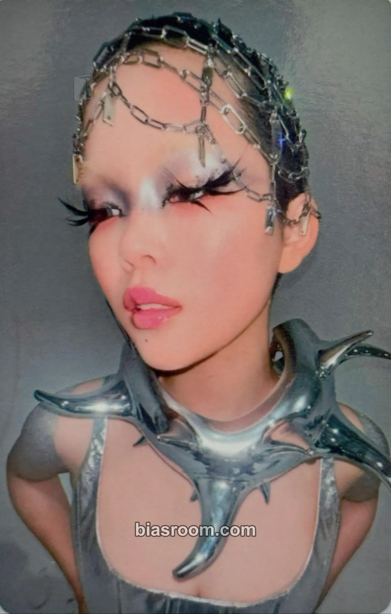COCONA XG FIRST WORLD TOUR: THE FIRST HOWL Photocard - XG - XG K-pop photocard