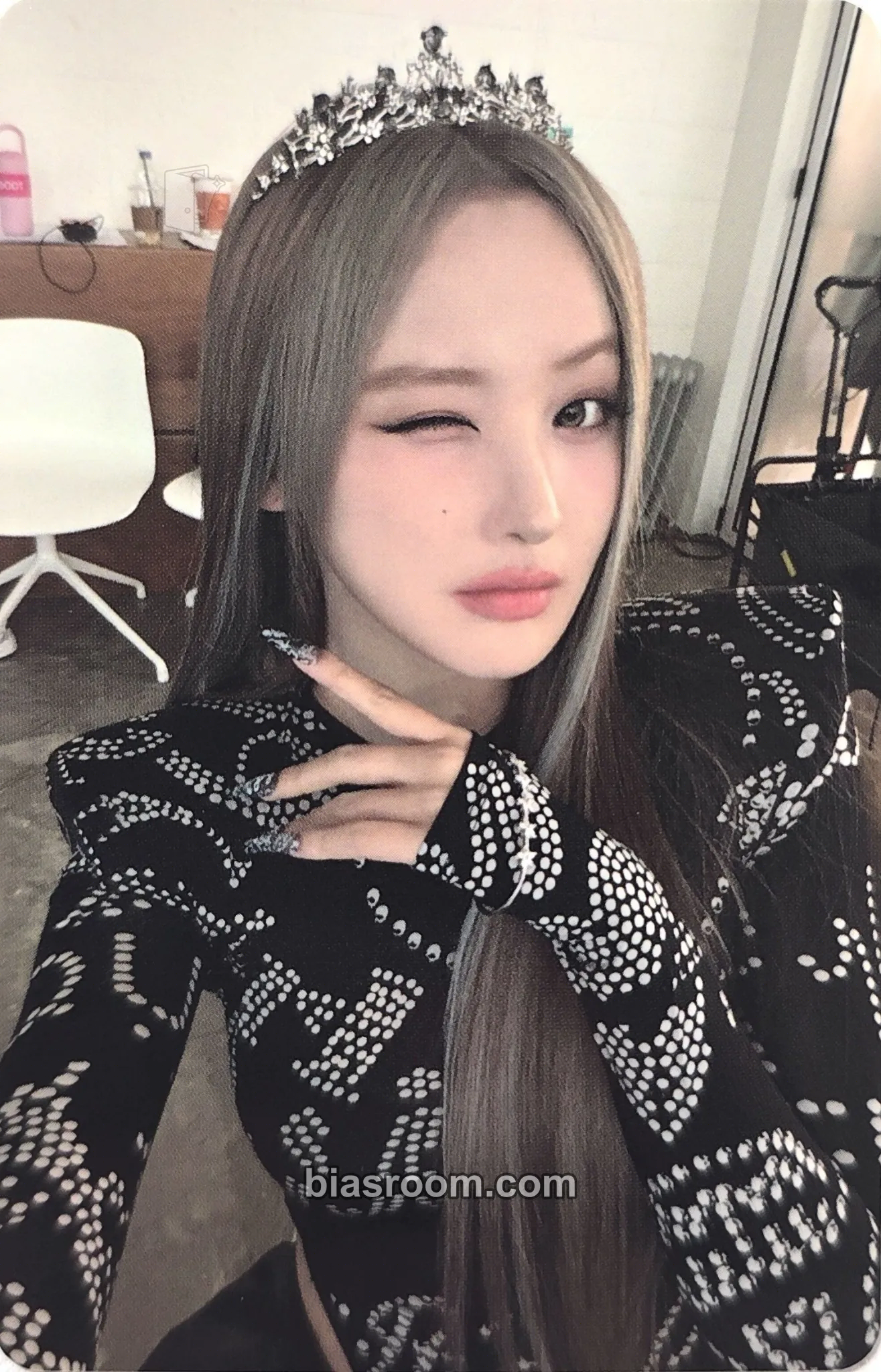 Belle Who Is She Photocard - KISS OF LIFE - KISS OF LIFE K-pop photocard