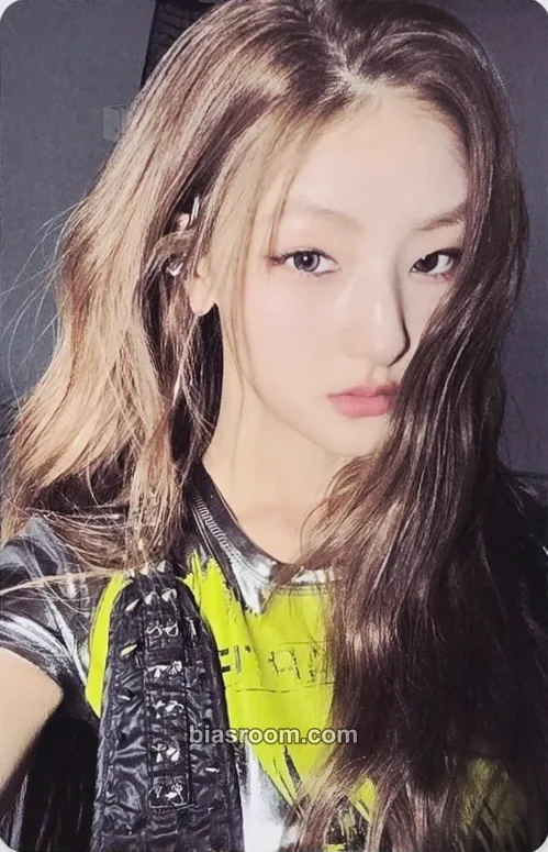 Haneul Who Is She Photocard - KISS OF LIFE - KISS OF LIFE K-pop photocard