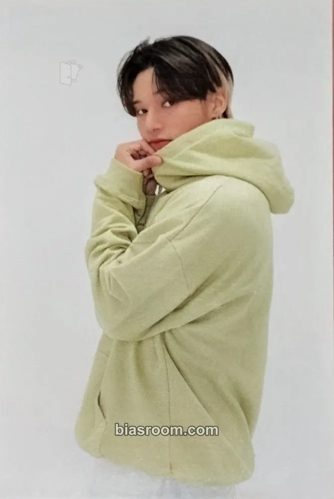 Wooyoung ATEEZ ZERO: FEVER Part.3 SHOP IN SHOP Photocard - ATEEZ - ATEEZ K-pop photocard