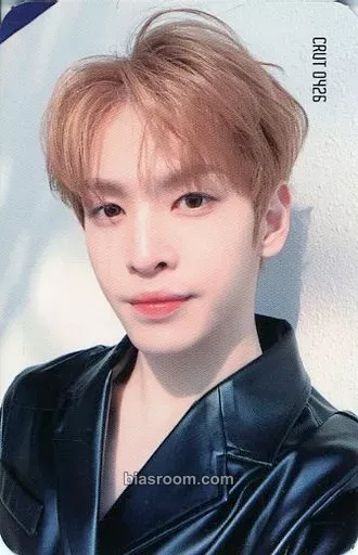 Allen HIDEOUT: REMEMBER WHO WE ARE - SEASON 1 Photocard - CRAVITY - CRAVITY K-pop photocard