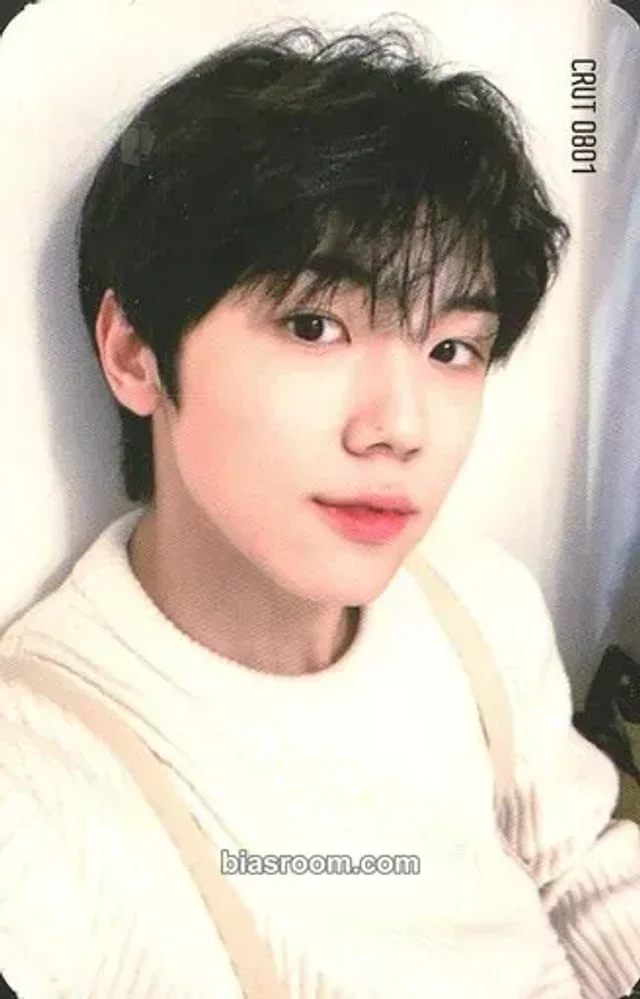 CRAVITY - Seongmin - HIDEOUT: REMEMBER WHO WE ARE - SEASON 1 Album version 3 album photocard FPO