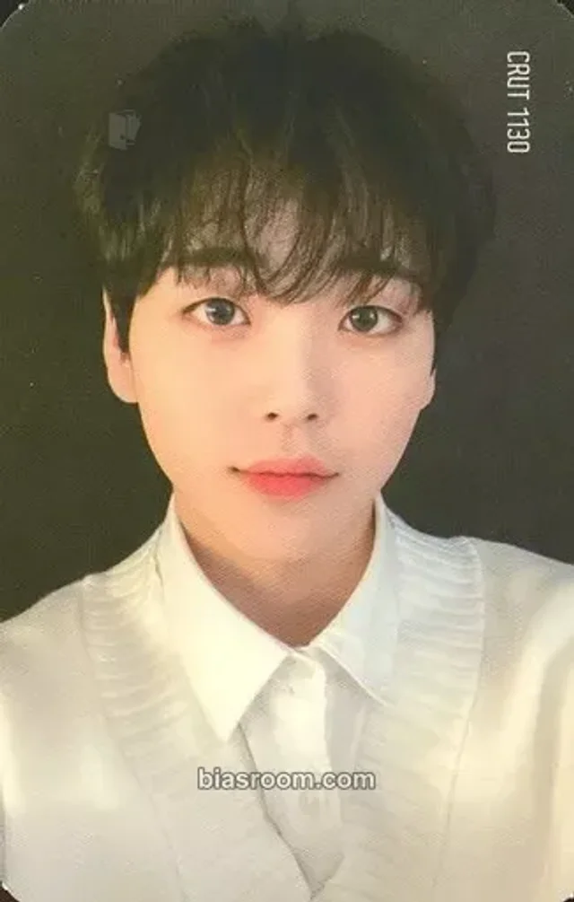 CRAVITY - Hyeongjun - HIDEOUT: REMEMBER WHO WE ARE - SEASON 1 Album version 3 album photocard FPO