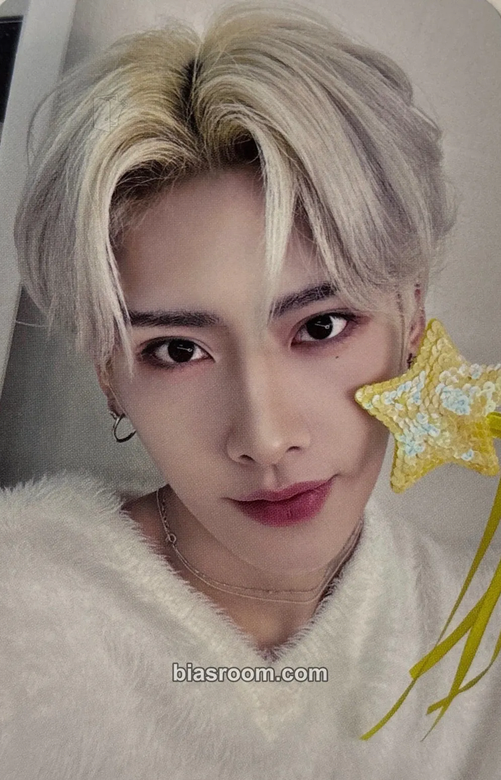 Ricky 2024 Seasons Greetings 'Good Night' Photocard - ZEROBASEONE - ZEROBASEONE K-pop photocard