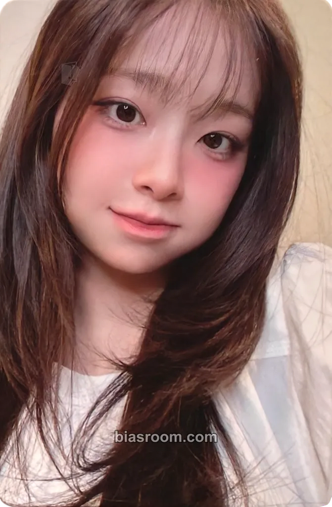 Chuu KKOTI 3rd Membership Photocard - Chuu K-pop photocard