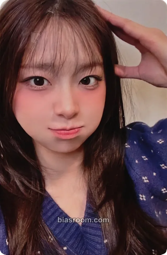 Chuu - Chuu - KKOTI 3rd Membership Other fanclub photocard set